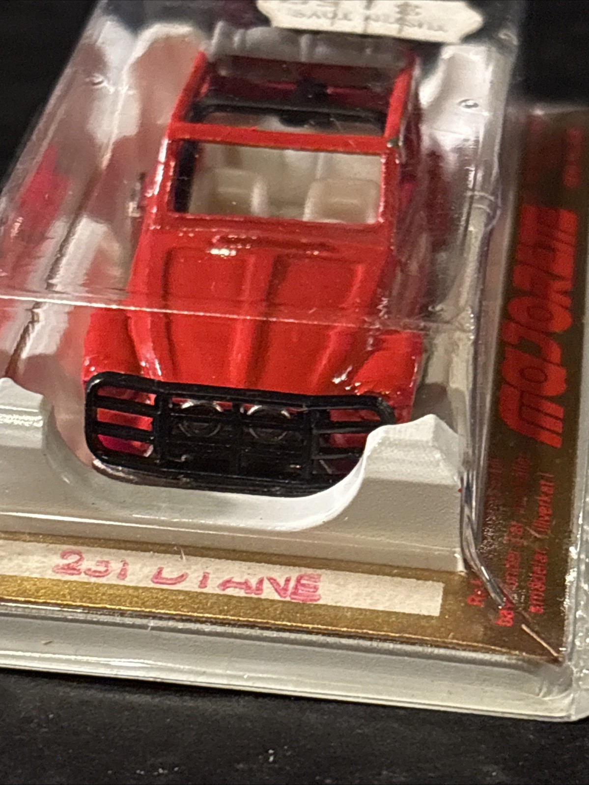 Foto 8 di 9