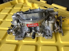 Edelbrock 1405 Square Bore 600 Cfm Performer Carburetor Edelbrock 1405 Square Bore 600 Cfm Performer Carburetor