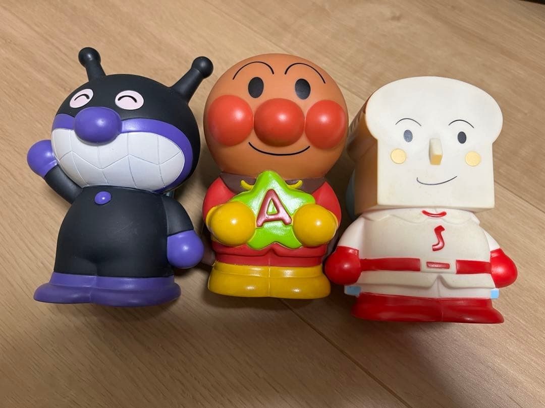 Anpanman piggy bank set of 3 #83e46e