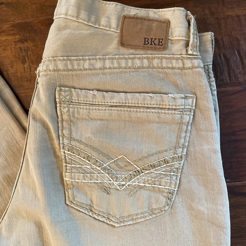 BKE Tyler Straight Leg Khaki Jeans Stretch EUC Size 33 Long - Picture 2 of 8