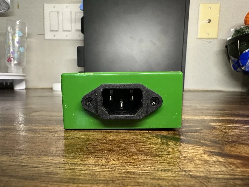 T-Rex Fuel Tank Chameleon Power Supply - Image 3 of 4