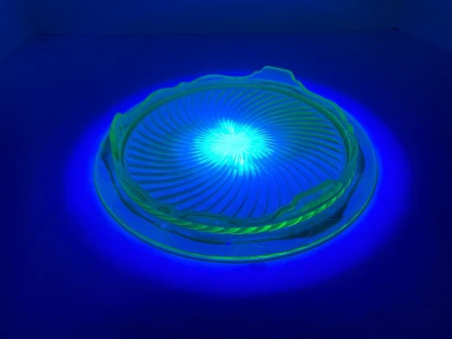 *Chip* Vintage Green Depression Uranium Glass Footed Serving Plate Circular Wave