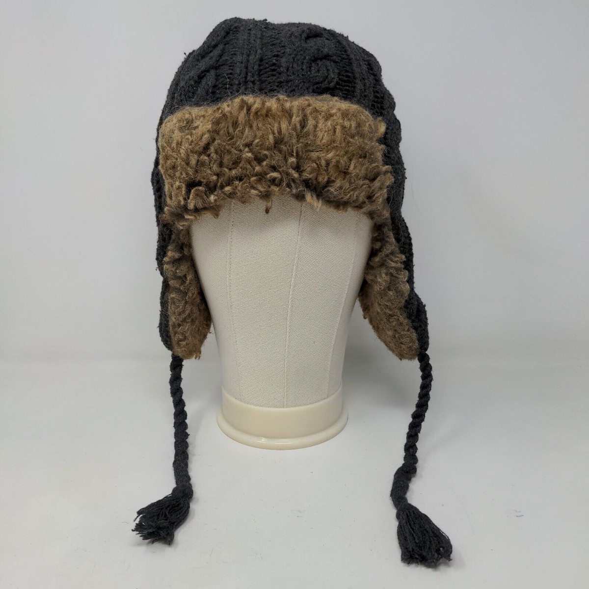 Charlotte Russe Women's Cable Knit Trapper Hat Gray Ear Flaps | eBay