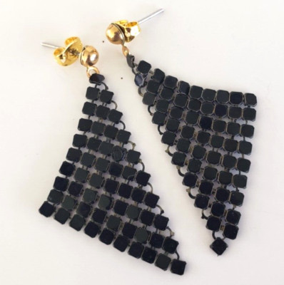 Vintage Black Enamel Mesh Chain Triangle Gold Tone Pierced Earrings 2''  Dangle