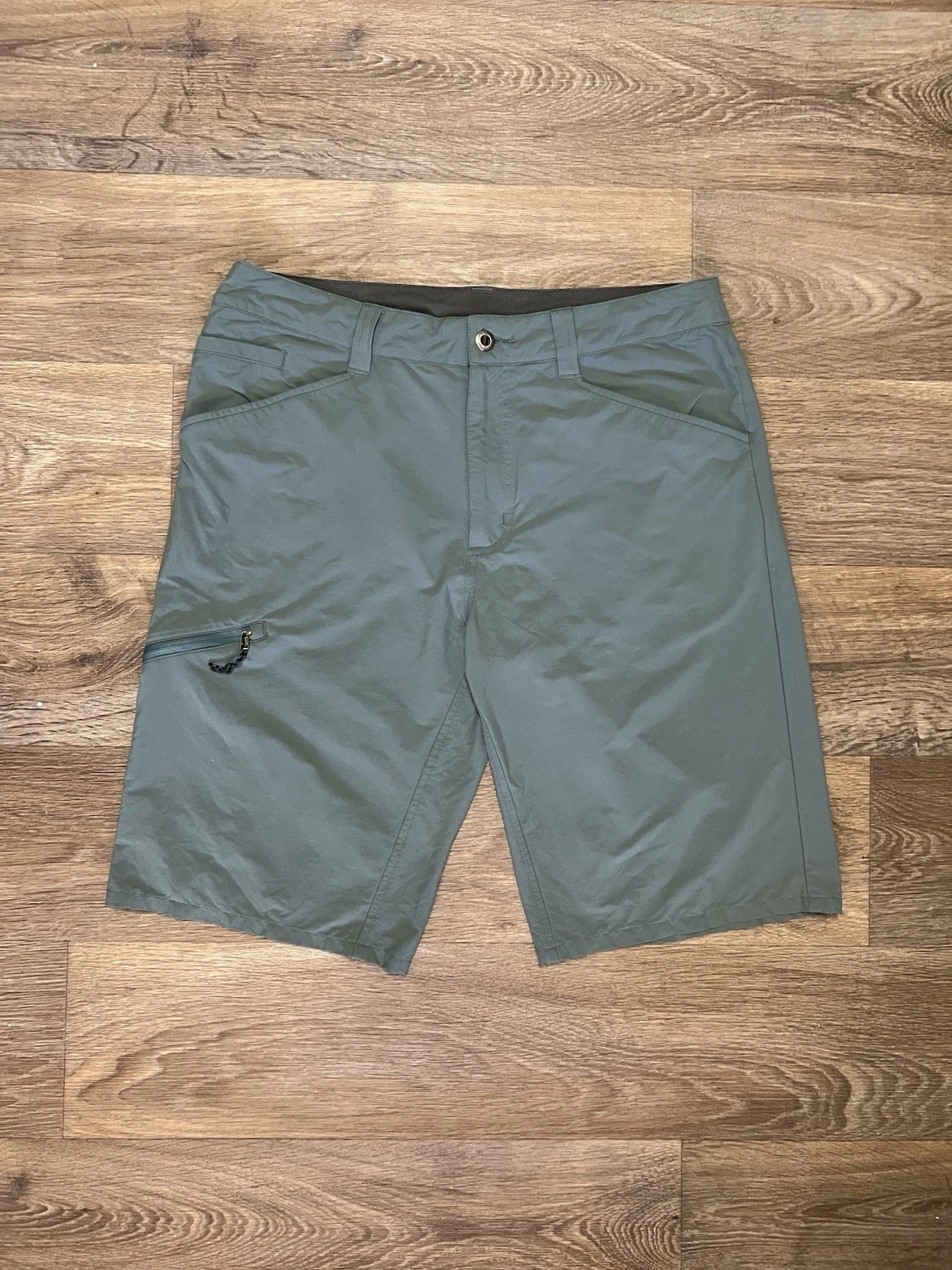 Patagonia Quandary 57839 Hiking Climbing 2017 Men’s Shorts (34)
Opens in a new window or tab