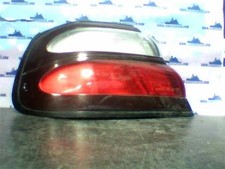 Feu arrière Nissan ALMERA