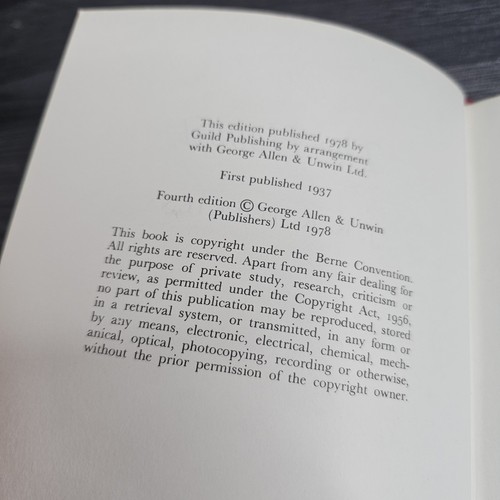 J R R Tolkien The Hobbit Vintage Guild Publishing Hardback 1978 Faux Leather - Picture 4 of 11