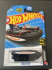 Hot Wheels 1966 Bat Boat Black Batman 107/250