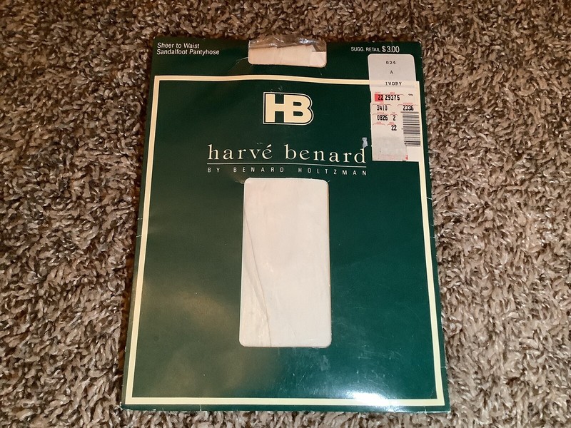 Harve Benard sheer to waist pantyhose, color ivory, size: A