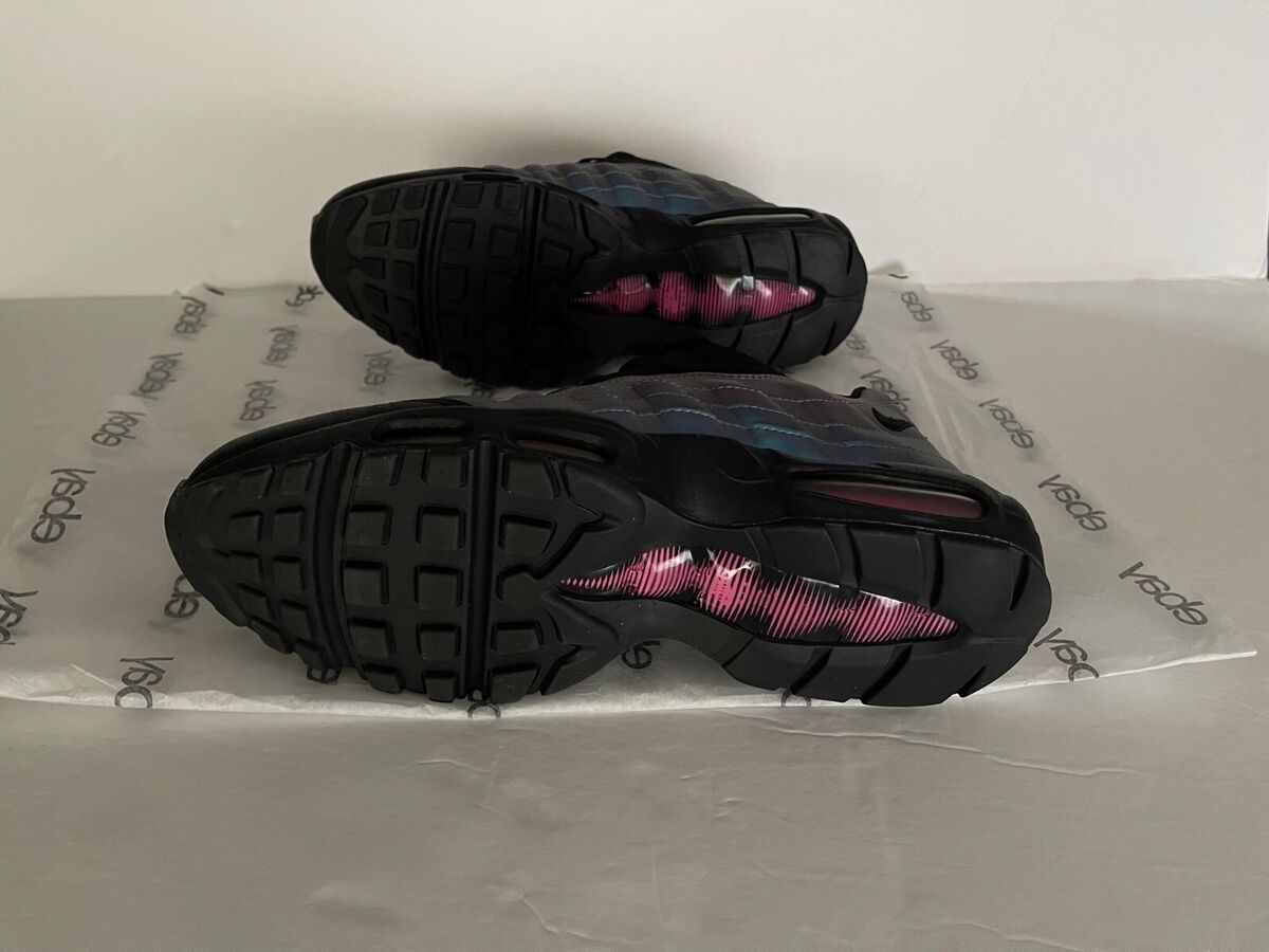 NIKE AIR MAX 95 PREMIUM THROWBACK FUTURE #538416-021 SIZE 12 NIKE AIR MAX 95 PREMIUM THROWBACK FUTURE #538416-021 SIZE 12