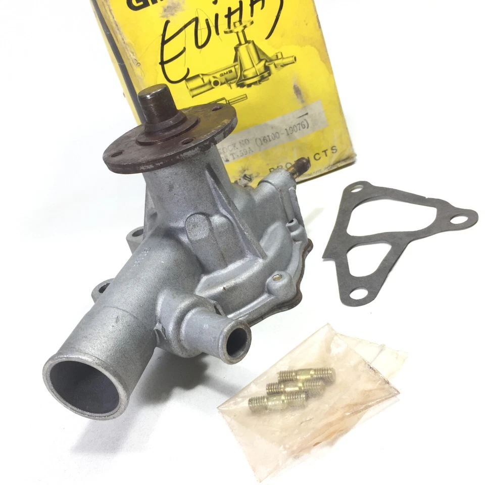Engine Water Pump GWT-59A 16100-19076 For Toyota Corolla KE70 KE72 KE74 - Image 4 of 4