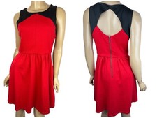 Jessica Simpson Fit & Flare Dress Sleeveless Red w Black Trim Size 4 Poly/ Rayon
