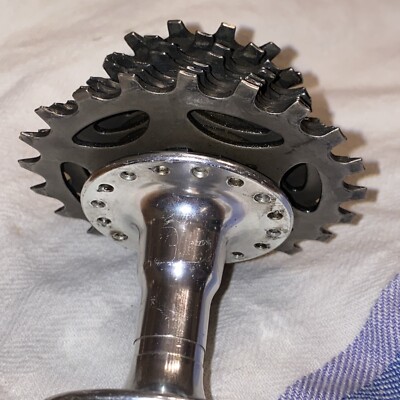 Shimano 600 FH-6401 130mm Rear Hub 32H + Cassette 7-Speed Silver