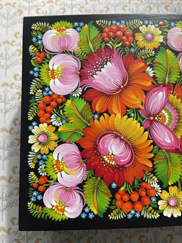 Ukraine Ukrainian Trinket Petrykivka Wooden Handpainted Traditional Floral box - Picture 4 of 12