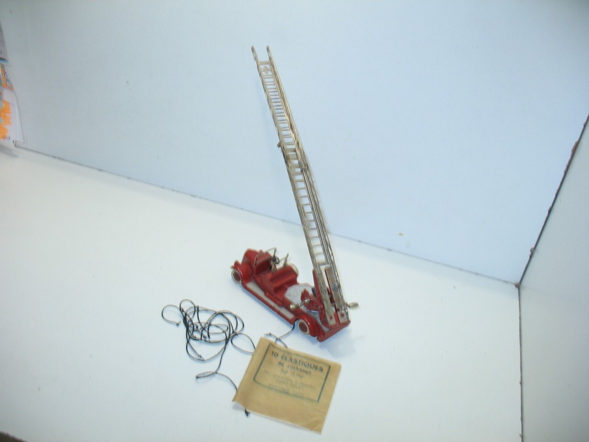 DINKY TOYS - Camion de Pompier - Miniature ancienne au 1/43 EUR 7,50 - FR