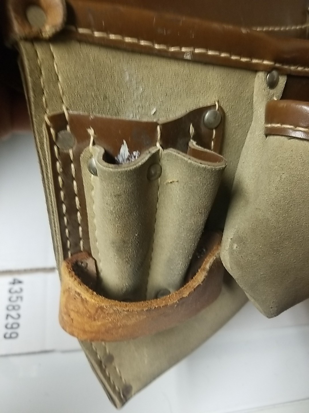 Vintage Action Leathercraft ALB 423L Nail Tool Bag 6 Slots With Web Belt