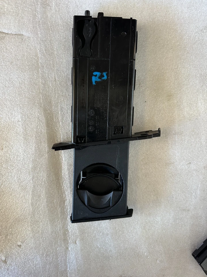 BMW 335i E90 E91 E92 E92 2007-2013 tablero central y derecho portavasos bandeja Foto 3 de 4