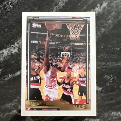 1992-93 Topps - Michael Jordan #141 Gold