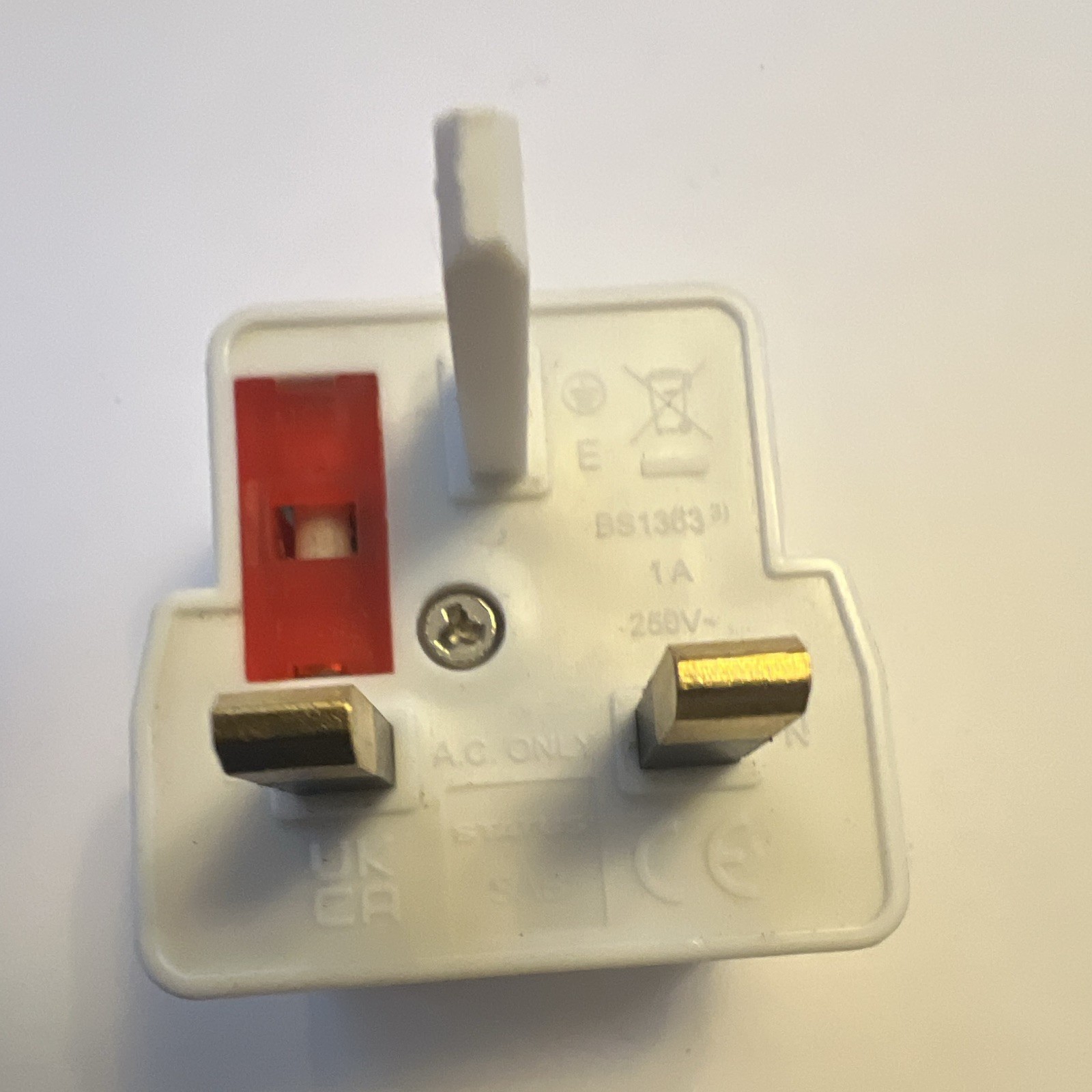 Universal to UK 3 Pin Travel Adapter Plug, White/Red, Modern Style (1 Unit) image 4