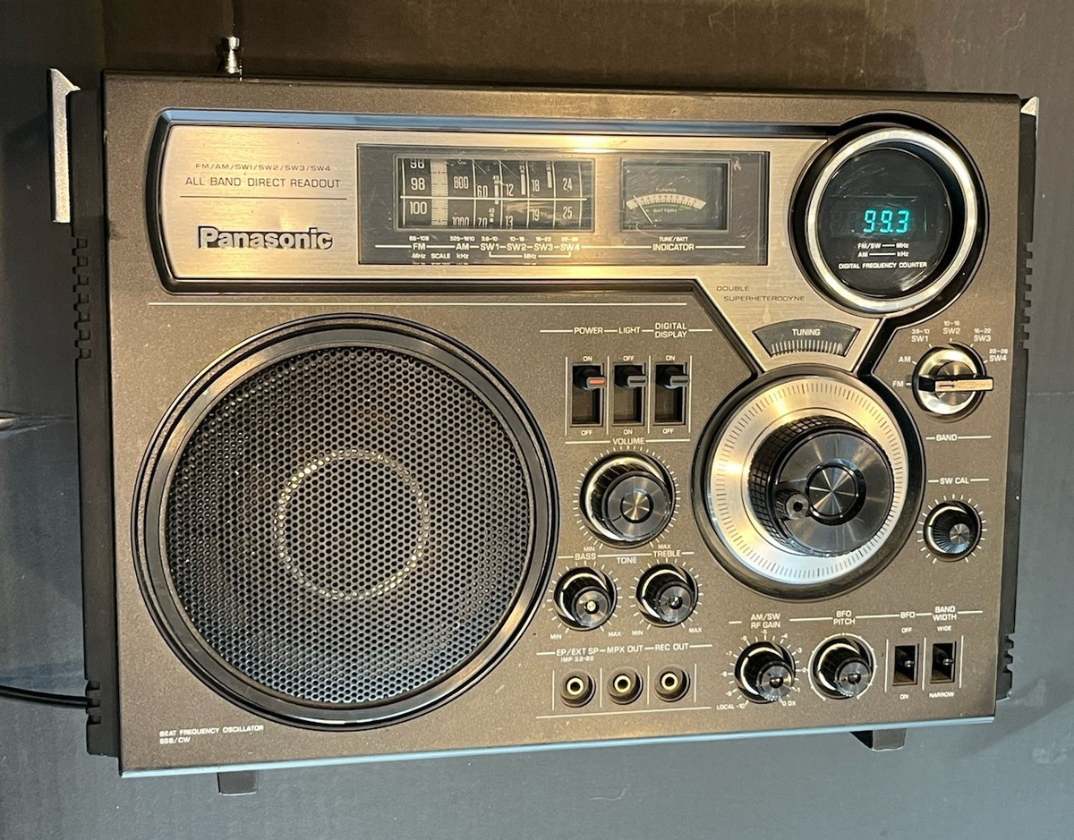 Panasonic radio FM/AM Model RF-2600 Made in Japan *Read* | eBay