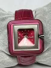 RARE Ladies No Boundaries 4th Dimension Pyramid Red Tone Quartz Watch New Batter