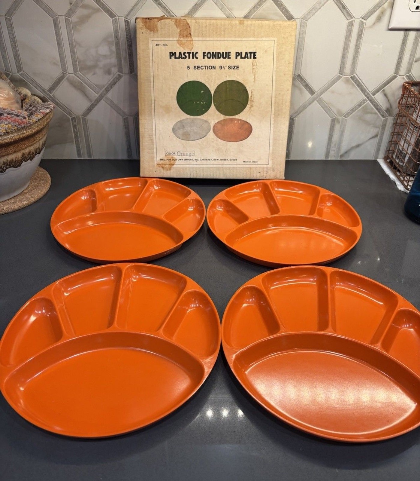 Vintage Plastic Divided 9