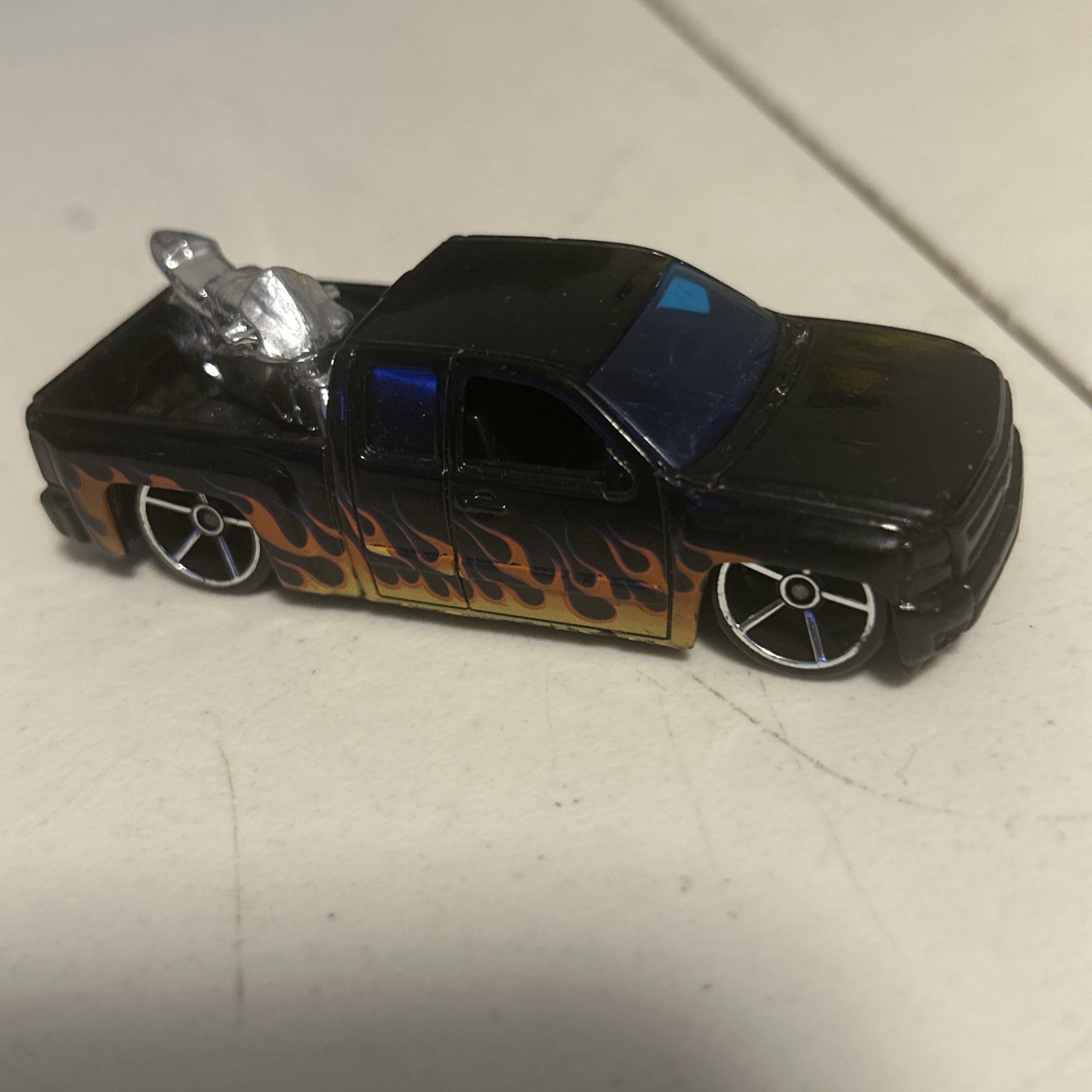 2009 Hot Wheels  Heat Fleet #117 Chevy Silverado Black LOOSE DISPLAY