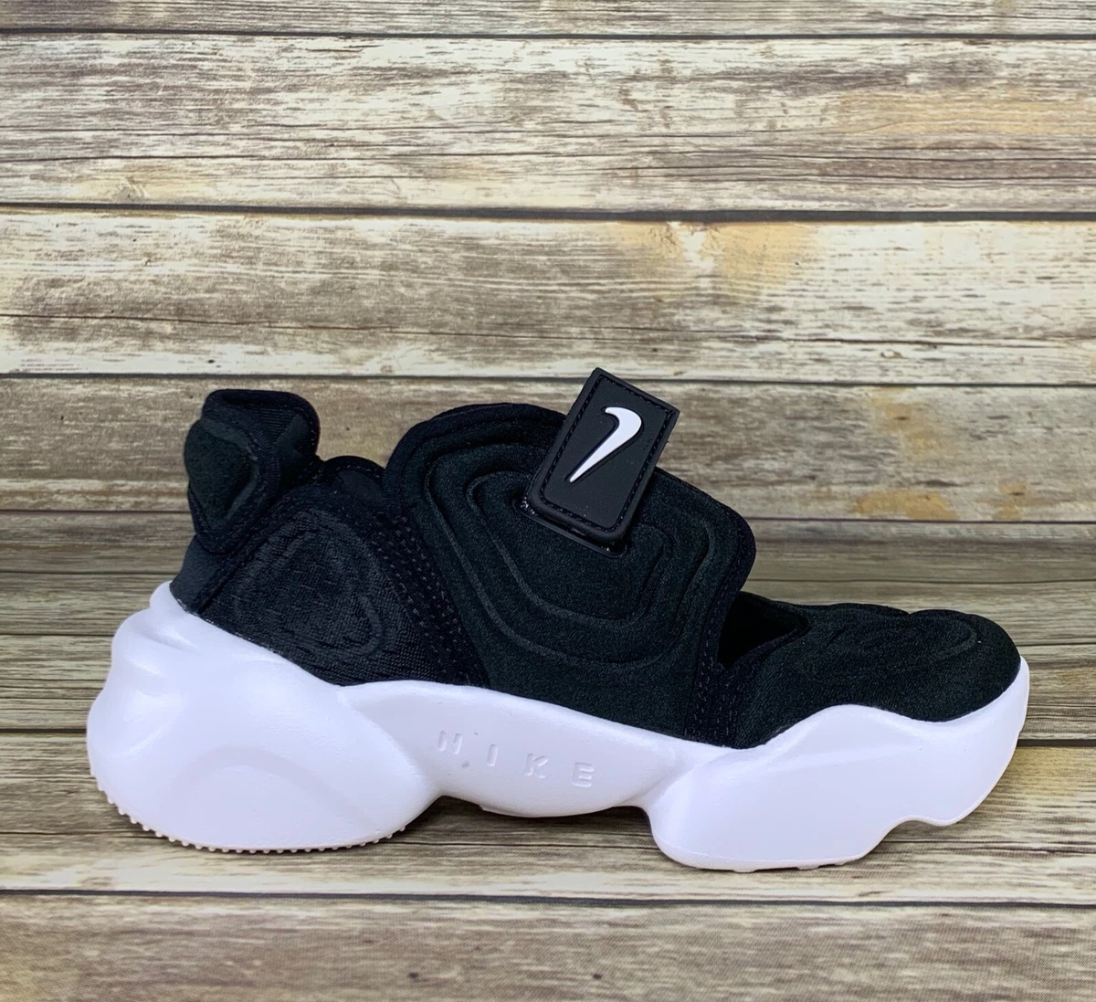Nike aqua rift women's shoe 2025