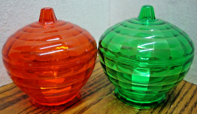 Clear Red+ Green Set 2) CHRISTMAS Plastic Candy Nut Dish Bowls w/Lid  READ   R21