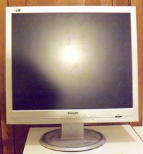 3 Display LCD 17"/15" -  Philips-LG-Olivetti - damaged - FOR PARTS