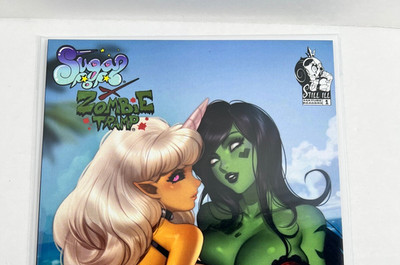 Still ILL Comics SUGAR POP vs ZOMBIE TRAMP #1 LEIRIX Nice
