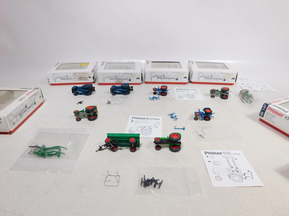 Preiser 1:87 H0 IN Set Tug Boat Small Parts Missing Hanomag Lanz Deutz #EI40-1 - Image 3 of 4