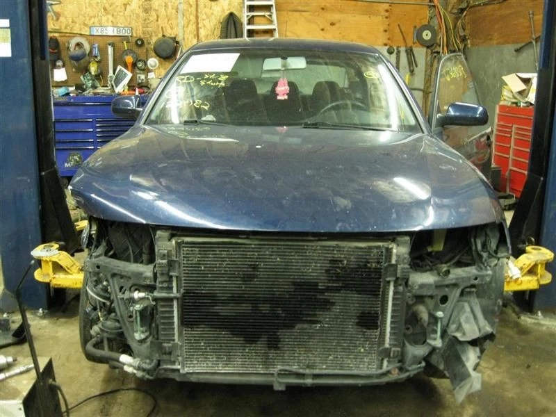 01 VW PASSAT SEDAN 右手前部下部 CTRL 手臂 # 4D0407696J 二手 原始设备制造商 — 第 3/4 张图片