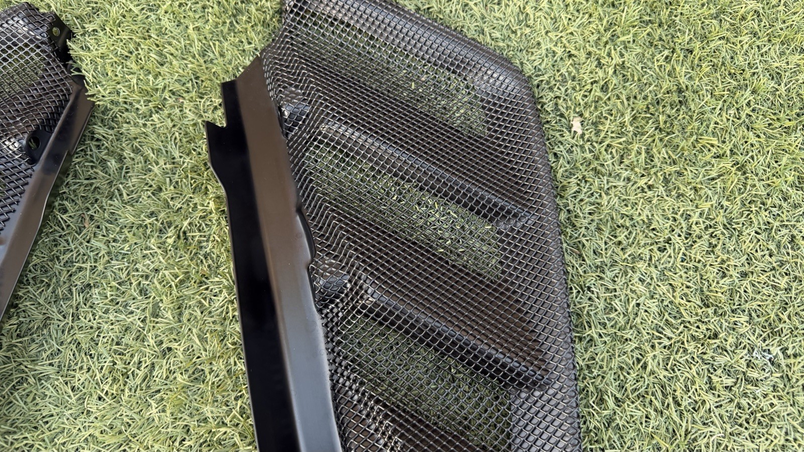 Ferrari 488 Spider Rear Engine Air Intake Vent Cover  87413911 OEM