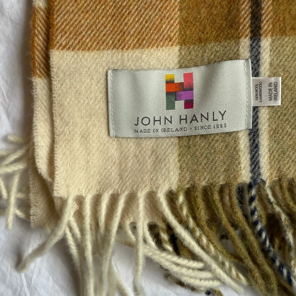 Manta a cuadros vintage John Hanley 100 % lana de cordero con flecos, bronceado/verde usada en excelente estado Foto 2 de 3