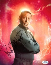 David Harewood Supergirl Autographed Signed 8x10 Photo ACOA
