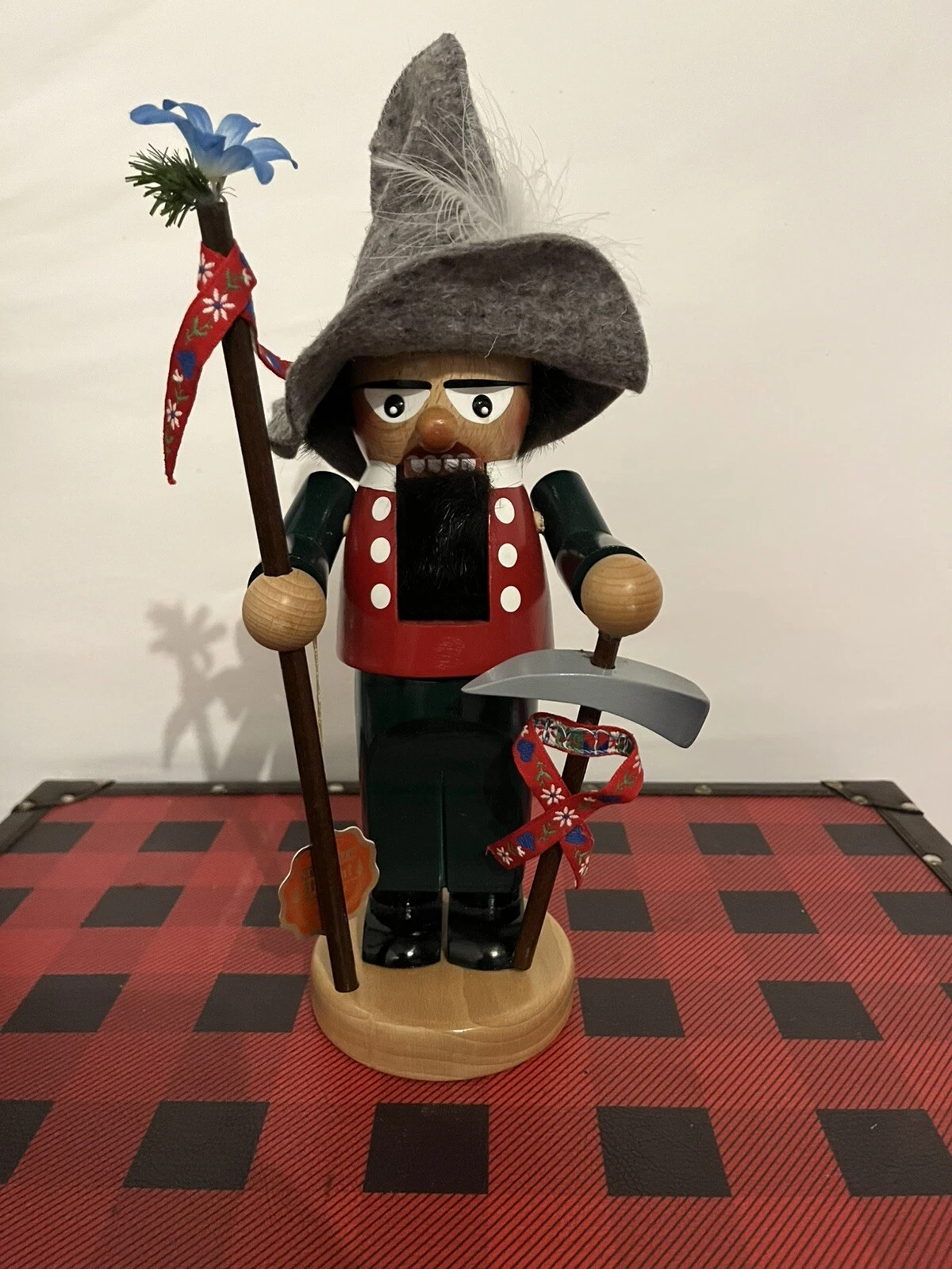 STEINBACH GERMAN WOODEN NUTCRACKER “Junior Barrister” S1307 with Original Box