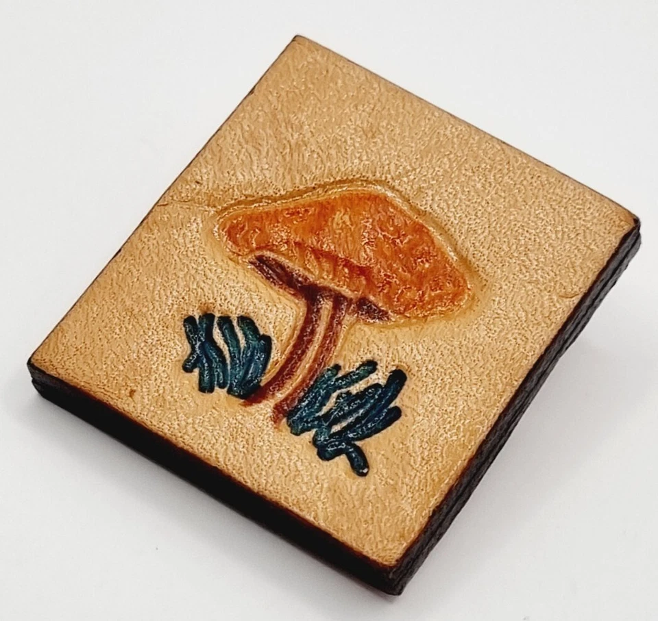 Vintage Brooch-panel of artificial leather Forest Glade Mushroom Broche. Z110 - Image 2 of 4
