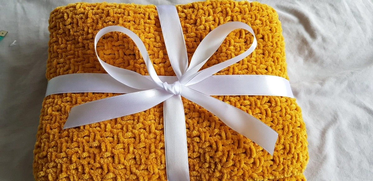 Gold baby sale blanket