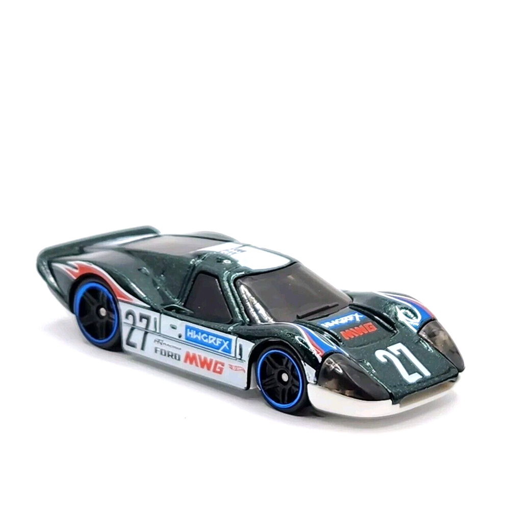 1967 Ford GT40 MK.IV Race Car Collectible 1/64 Scale Diecast Model GREAT GIFT 🎁