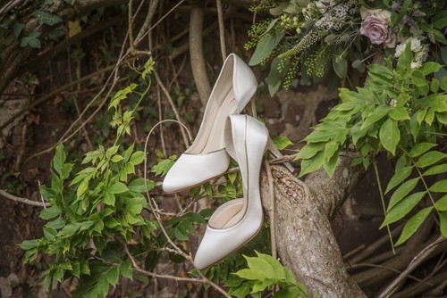 Rainbow Club Joanne Brautschuhe Hochzeit Damen Satin Pumps Gr. 40 Ivory / Creme - Bild 2 von 5