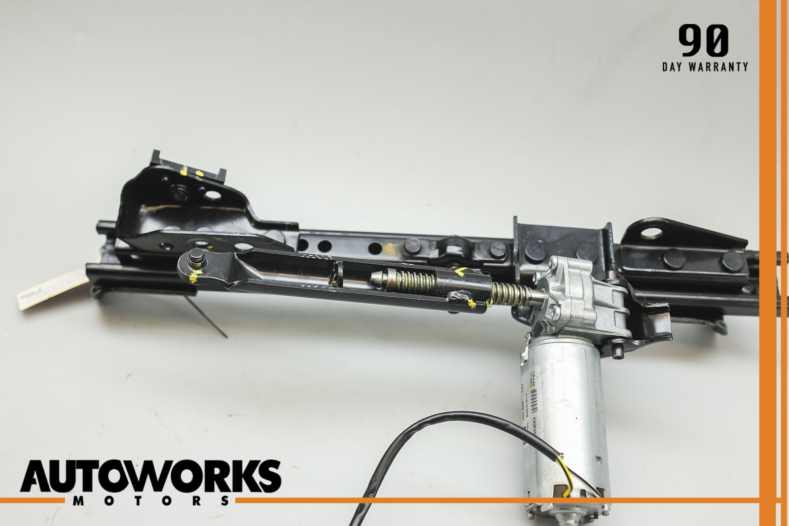 04-08 Maserati Quattroporte M139 Front Right Side Seat Adjustment Motor OEM