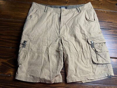Rugged Wear Shorts, Men's Size 40, Tan Khaki, Cargo, Pockets