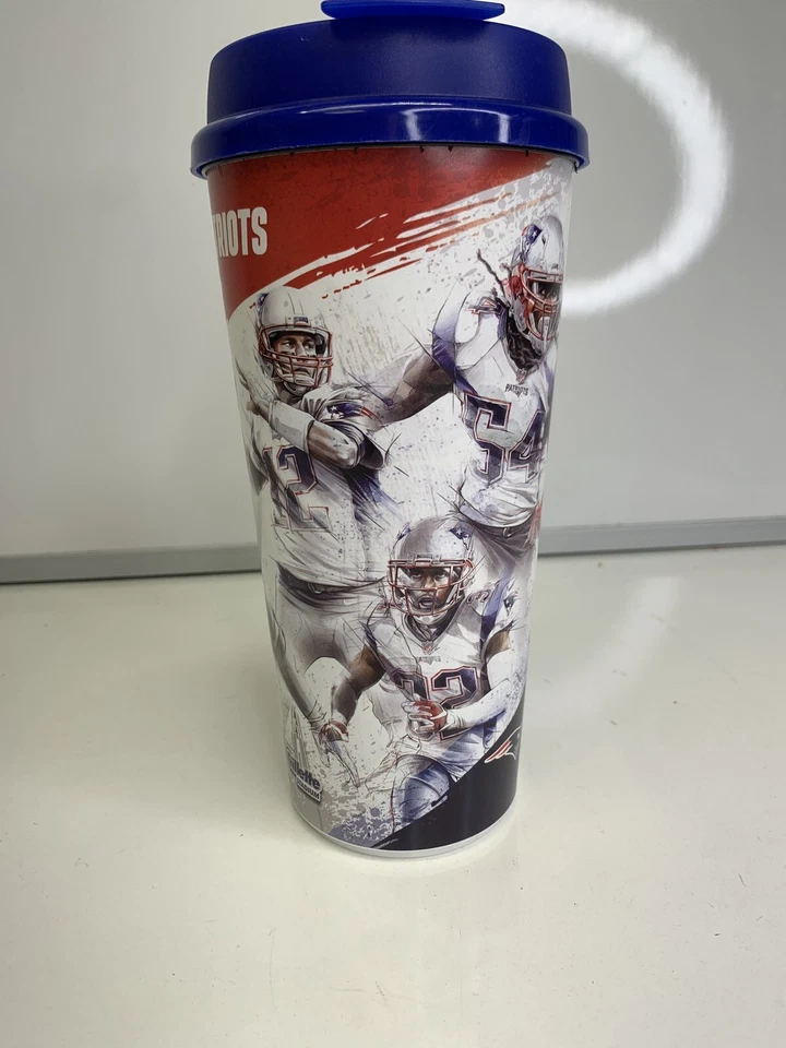 Taza de viaje de recuerdo New England Patriots 2018 con tapa nunca usada NFL 24 oz Foto 2 de 4