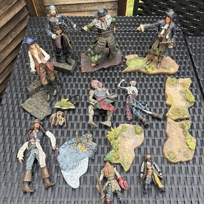 NECA Pirates of the Caribbean Action Figures Lot Plus 2 Zizzle