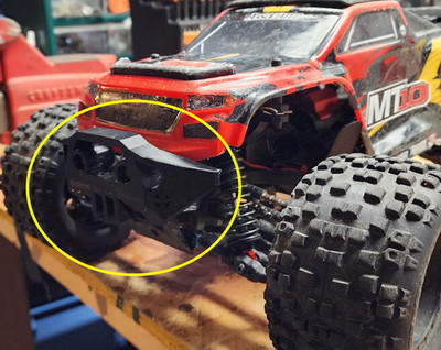 Ersatz Stoßstange vorne für das Team Associated MT10 V2