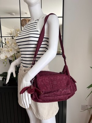 Kipling Schultertasche Crossbody Bag mit Luz Monkey Burgundy Faux Snake Print