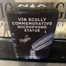2017 LOS ANGELES DODGERS VIN SCULLY SGA Commemorative MICROPHONE STATUE NIB