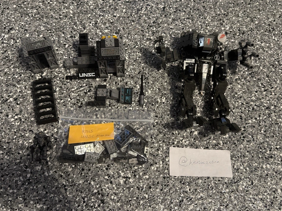 Halo Mega Bloks UNSC Mantis Set #97115 100% Complete w/ Figure + Instructions - Image 2 of 4