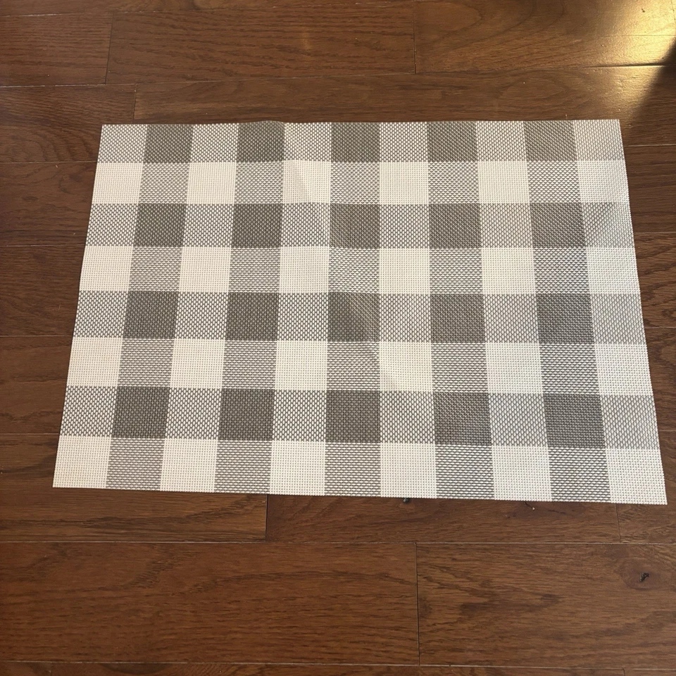 格子餐椅餐厅灰色和白色方格易清洁 3 件套 18x13 — 第 4/4 张图片